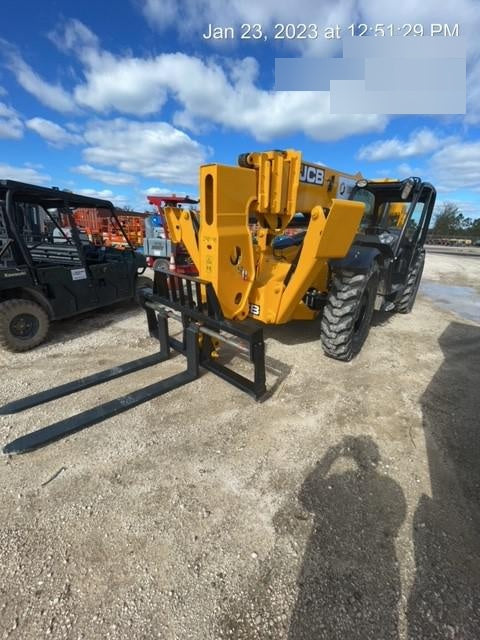 2023 JCB 512-56
