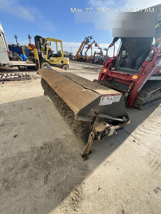 2022 TAKEUCHI 84" Broom - Takeuchi