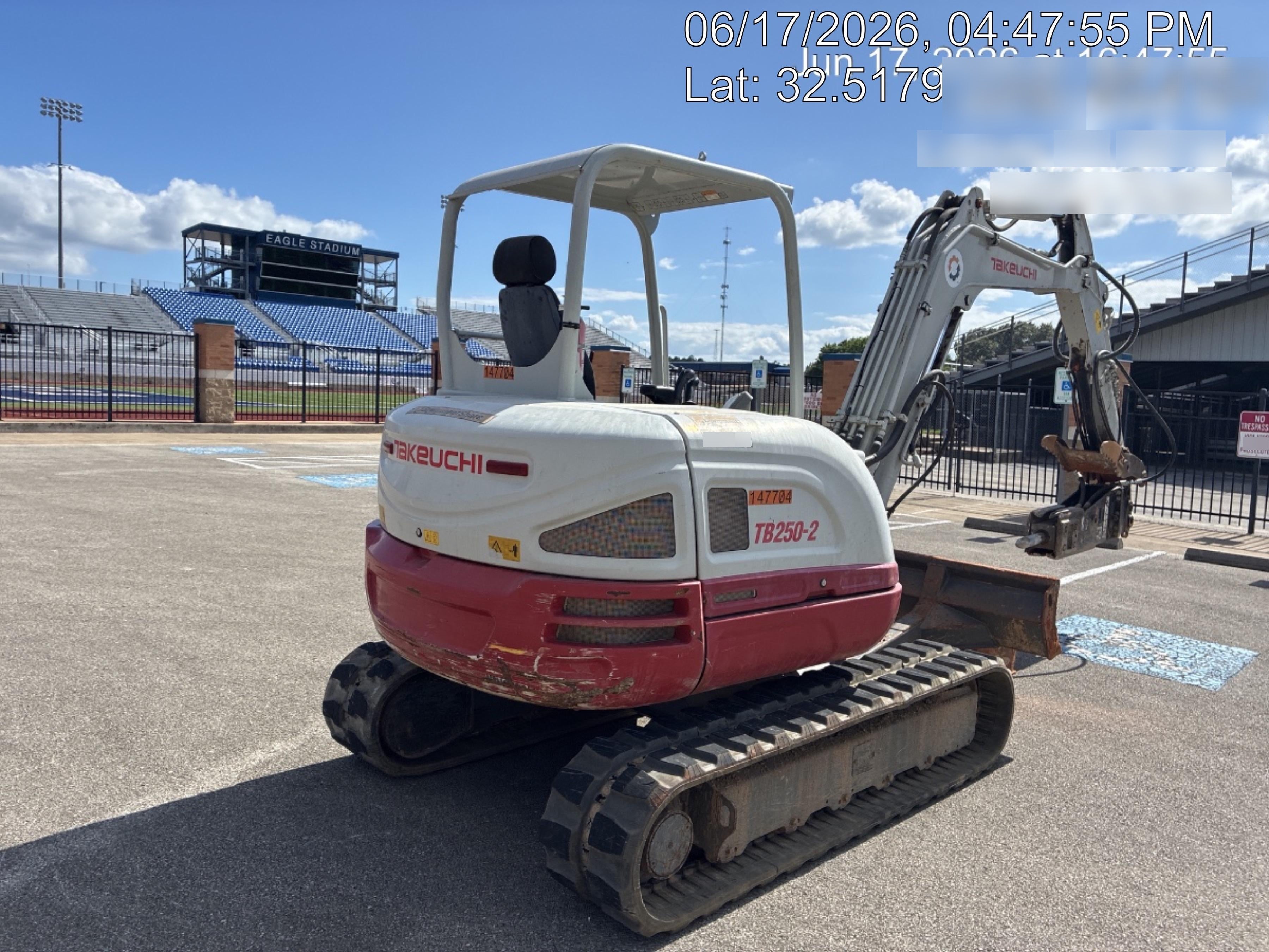 2021 TAKEUCHI TB250-2