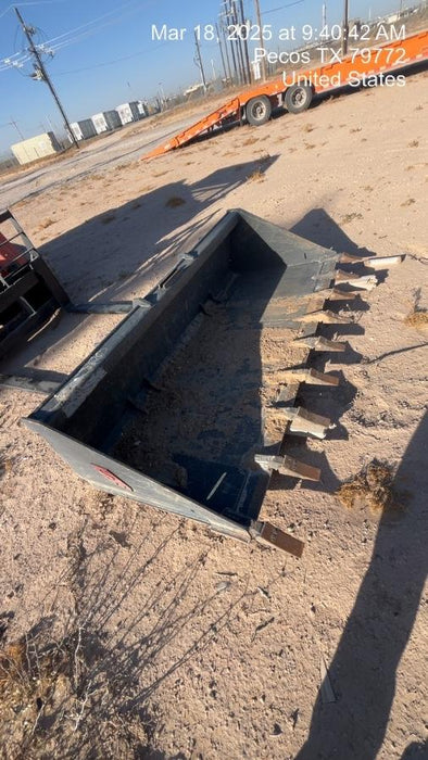 2025 ARROW MATERIAL HANDLING 48" Pallet Forks - Arrow