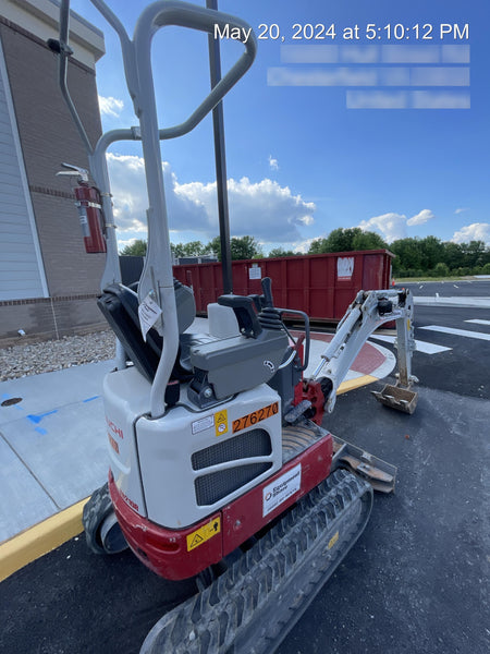 2022 TAKEUCHI TB210R