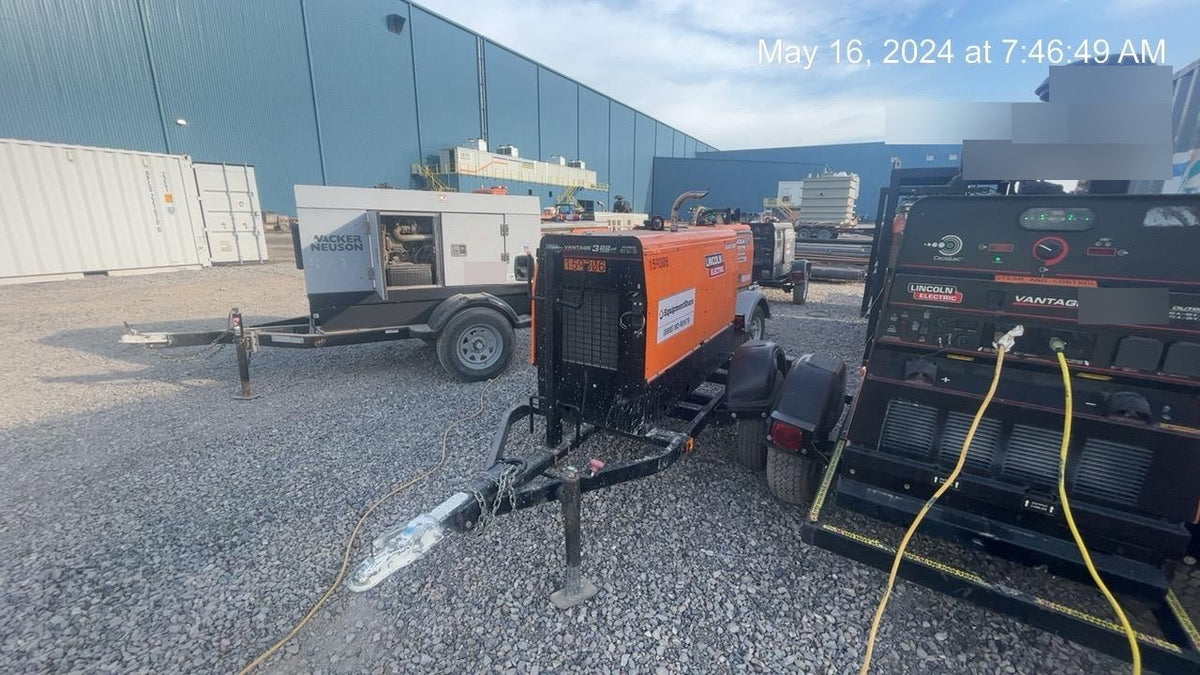 2021 Lincoln Electric Vantage 322 Vantage 322 Ready Pak 3 w/ Decals, ORANGE (includes trailer, cable rack, fender light kit) NO Telematics