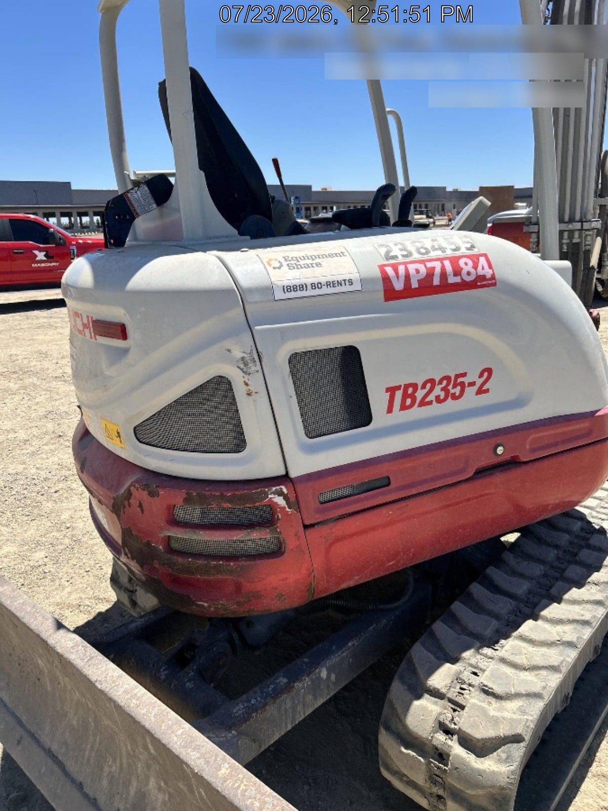 2022 TAKEUCHI TB235-2R