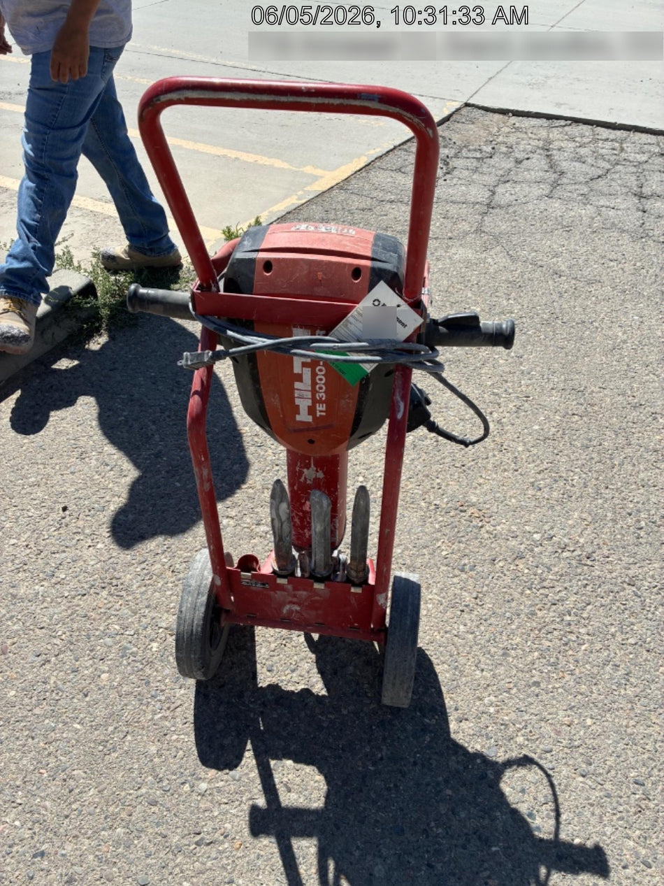 2021 HILTI TE 3000-AVR