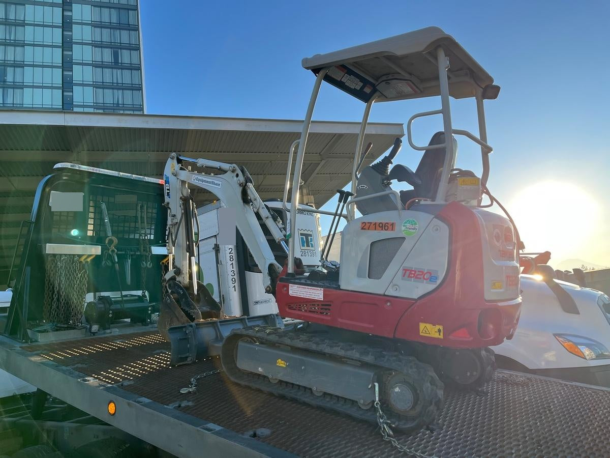 2022 TAKEUCHI TB20e