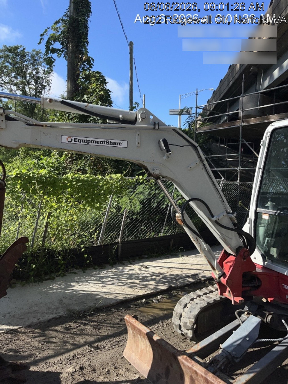 2021 TAKEUCHI TB235-2CR
