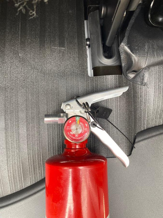 2025 CHEVROLET Express Van - Rental