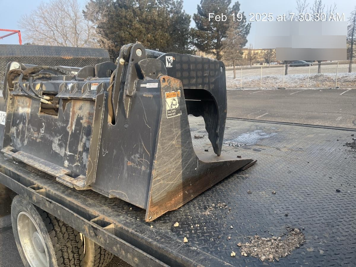 2018 PALADIN 76" Scrap Grapple Bucket - Paladin