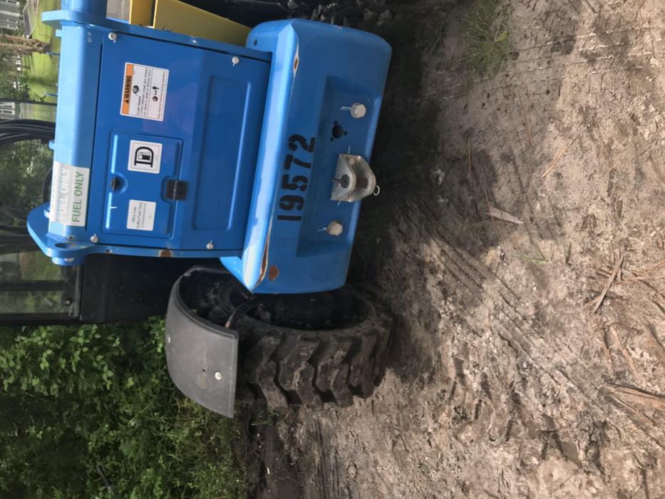 2018 Genie GTH-5519 Genie GTH-5519 Telehandler w/Enclosed Cab w/HVAC, 48" Carriage/Forks, Solid RT Tires, Work Light Package