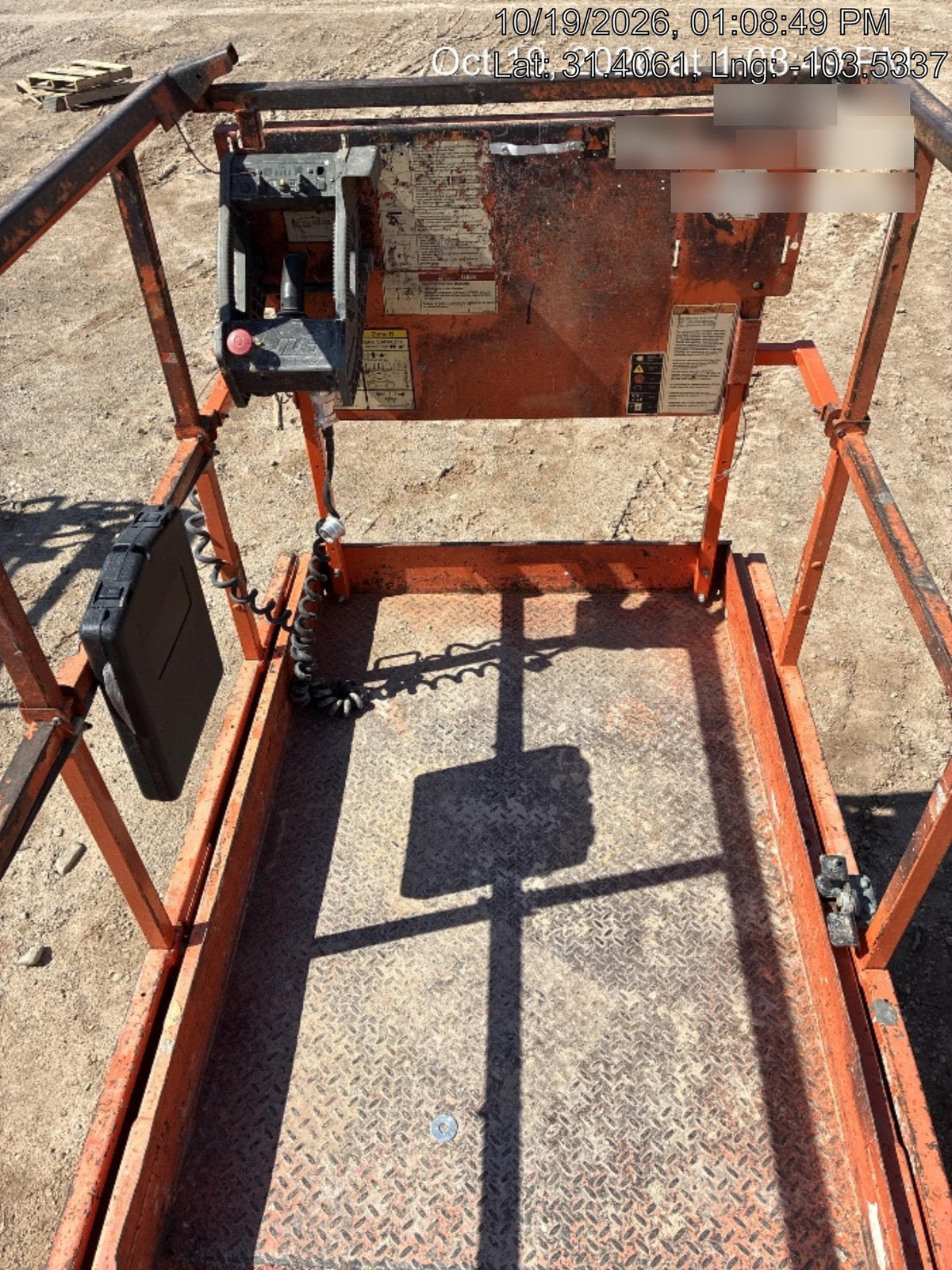 2016 JLG 3246ES
