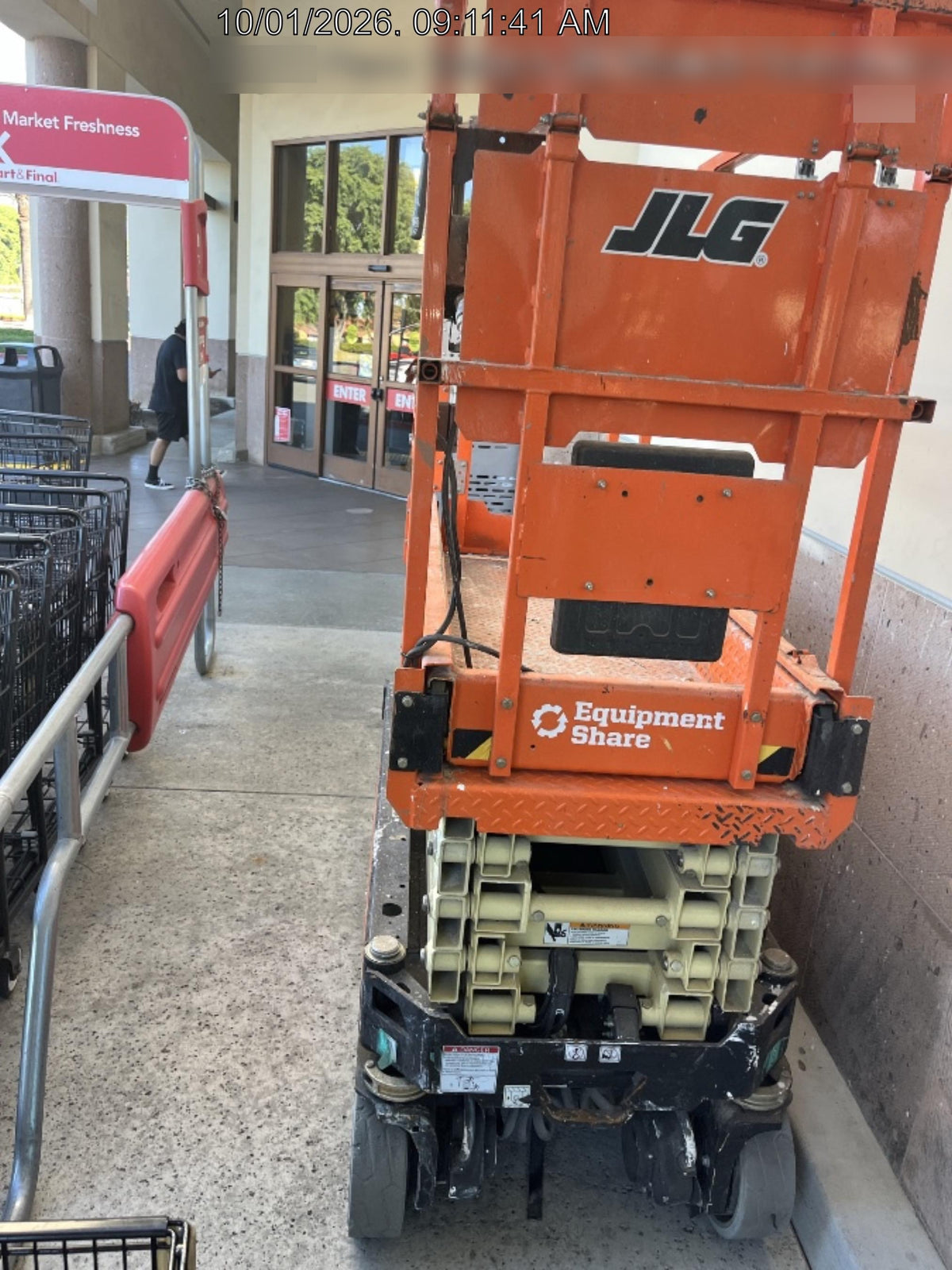 2024 JLG ES1932