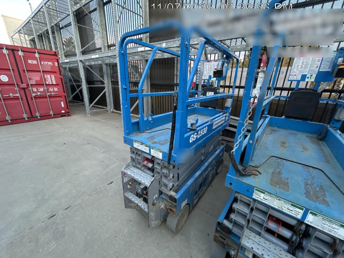 2020 Genie GS-1930 Fixed rails with chain entry gate - Pre A92.20