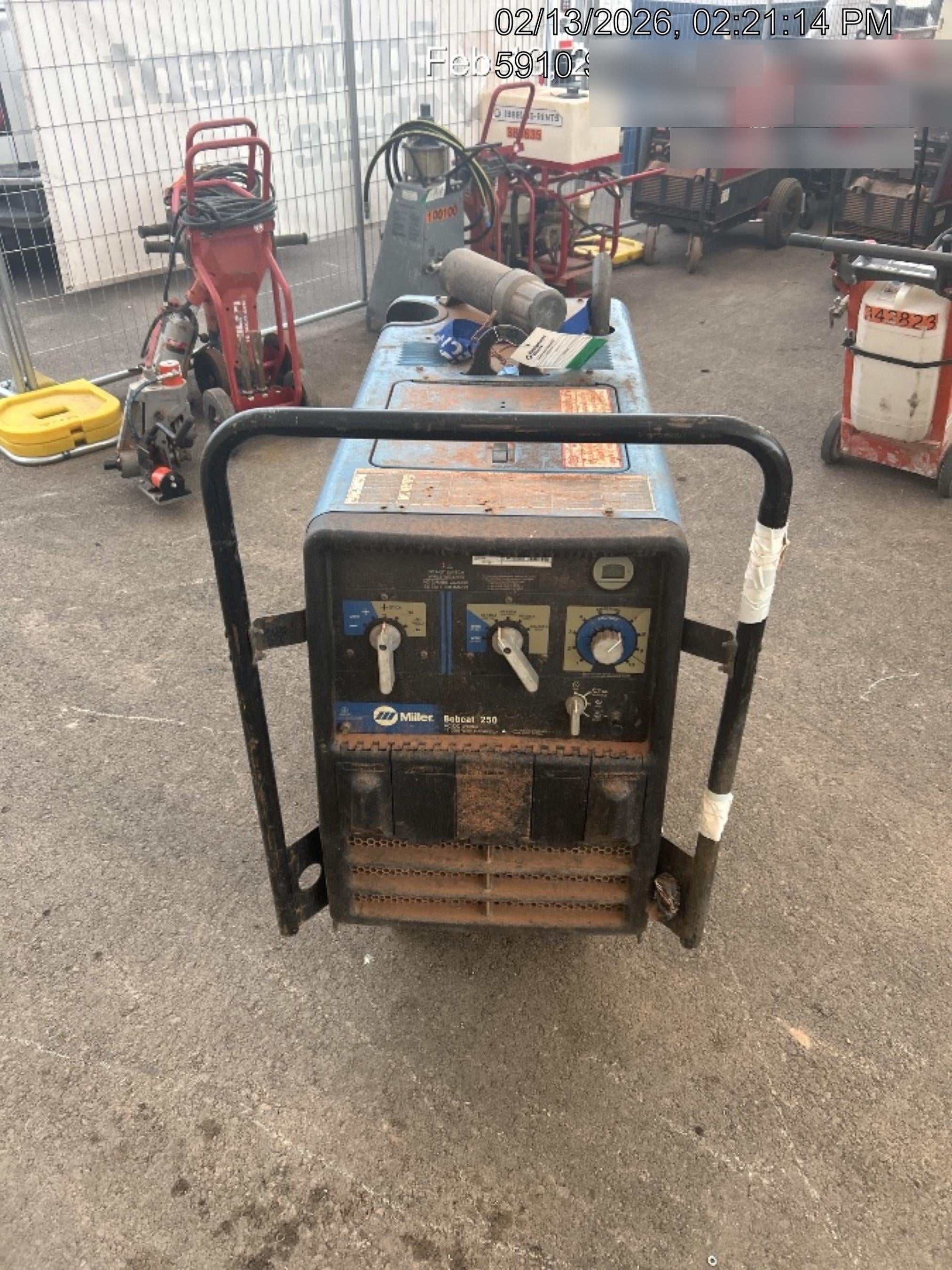 2019 Miller Electric BOBCAT 250 LP/Propane, Running Gear, Tank Bracket, Hose