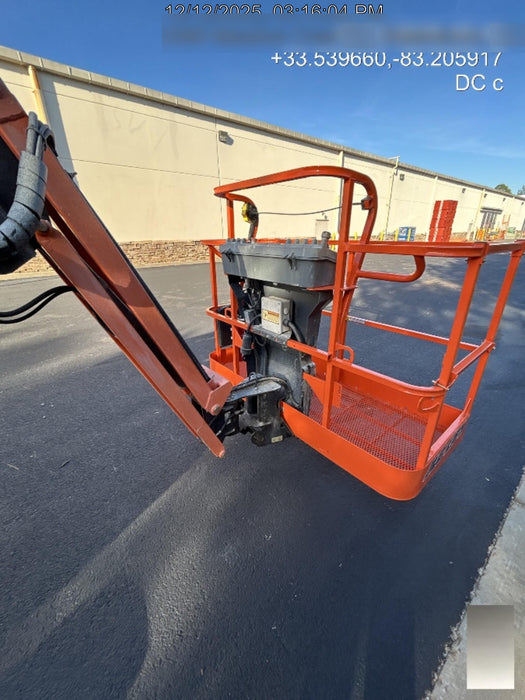 2019 JLG 450AJ