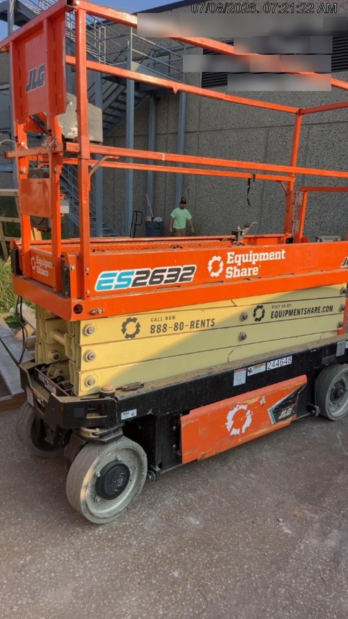 2022 JLG ES2632