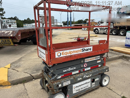 2018 Skyjack SJIII-3219 Skyjack SJIII3219 Scissor Lift w/Trojan Batteries