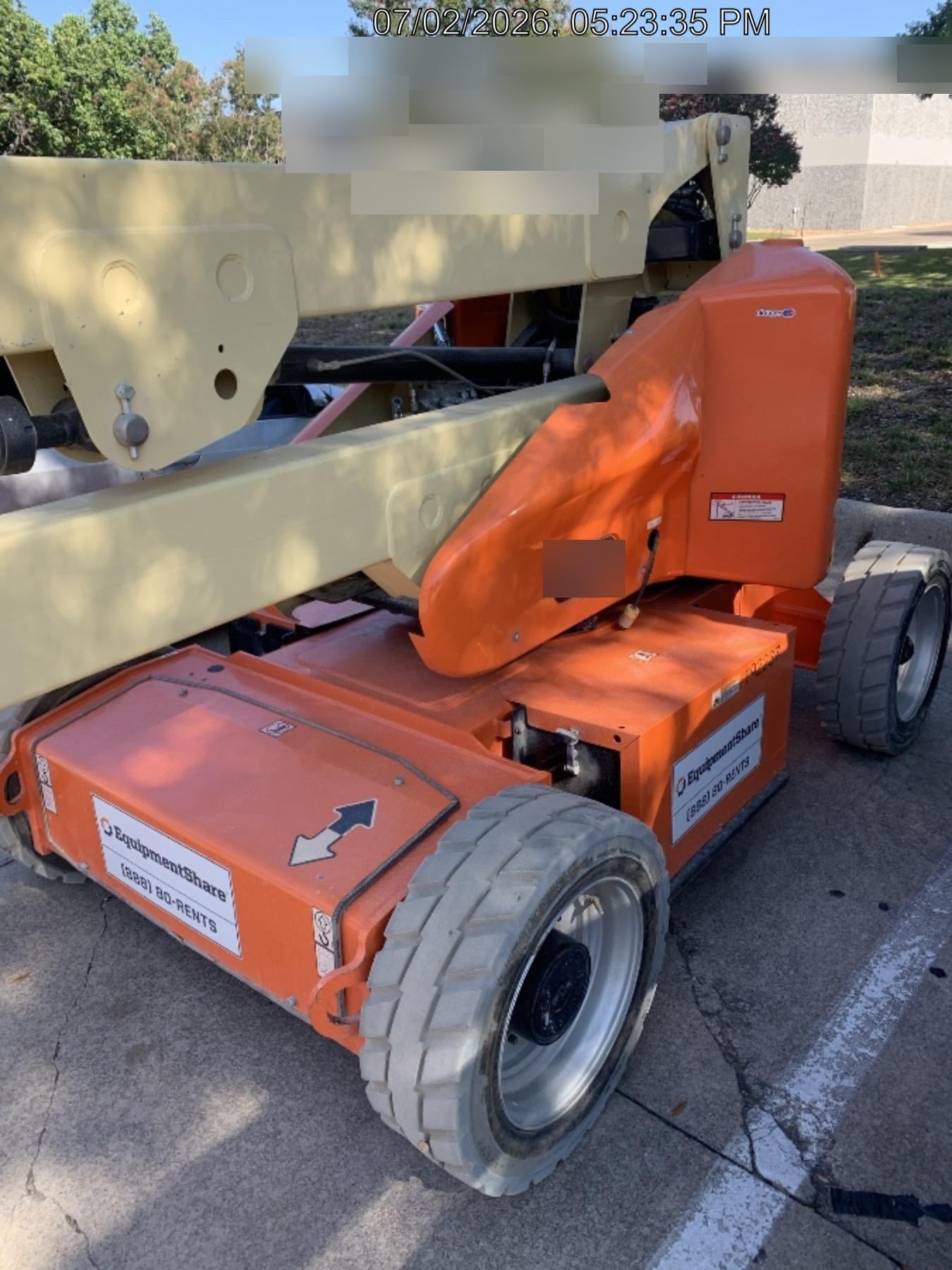 2021 JLG E450AJ