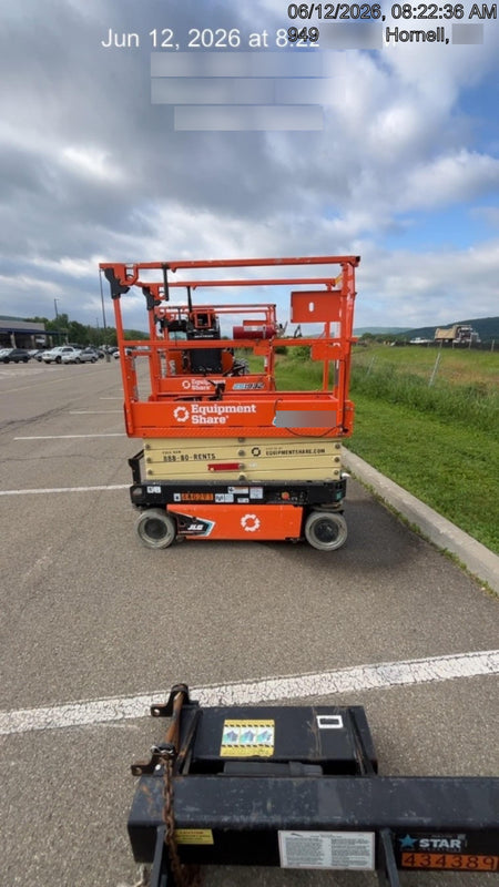 2024 JLG ES1932
