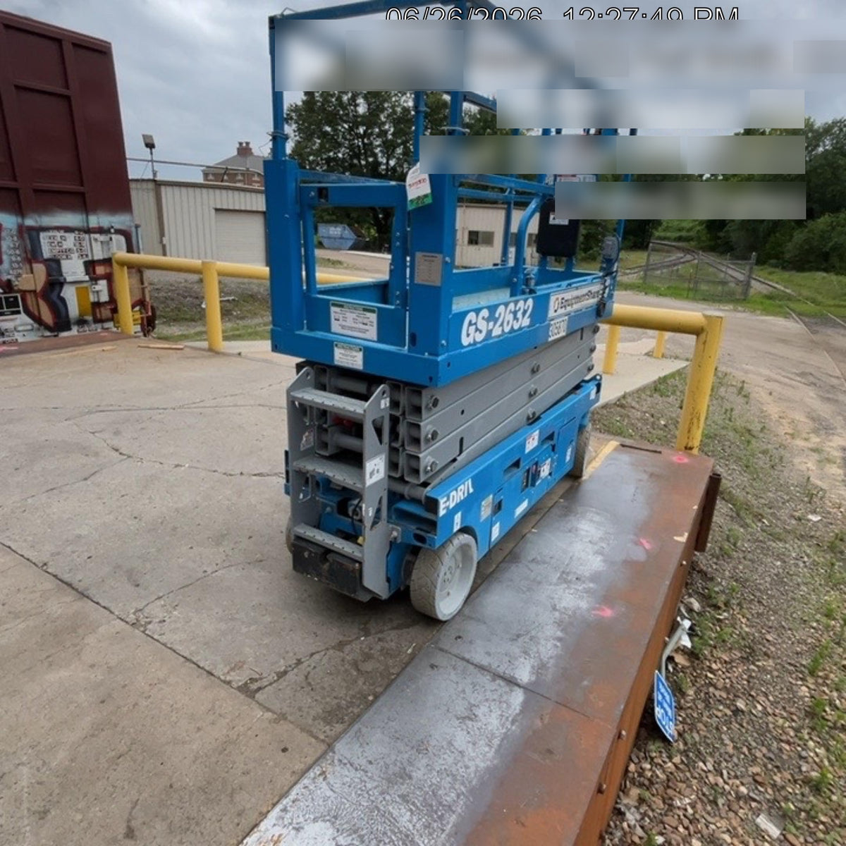 2023 GENIE GS-2632