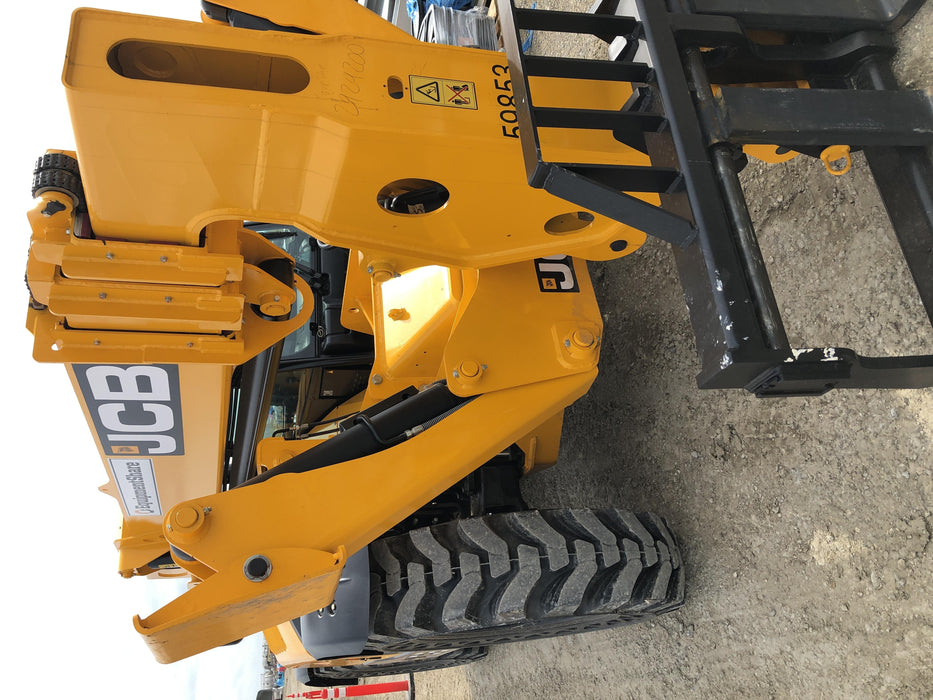 2020 JCB 510-56 Cab/Heat/Air, 74 HP, Solid Tires, STD Worklight, Beacon, Aux Hydraulics, Lifting Eye, Back up Alarm w/66" Carriage/60" Forks