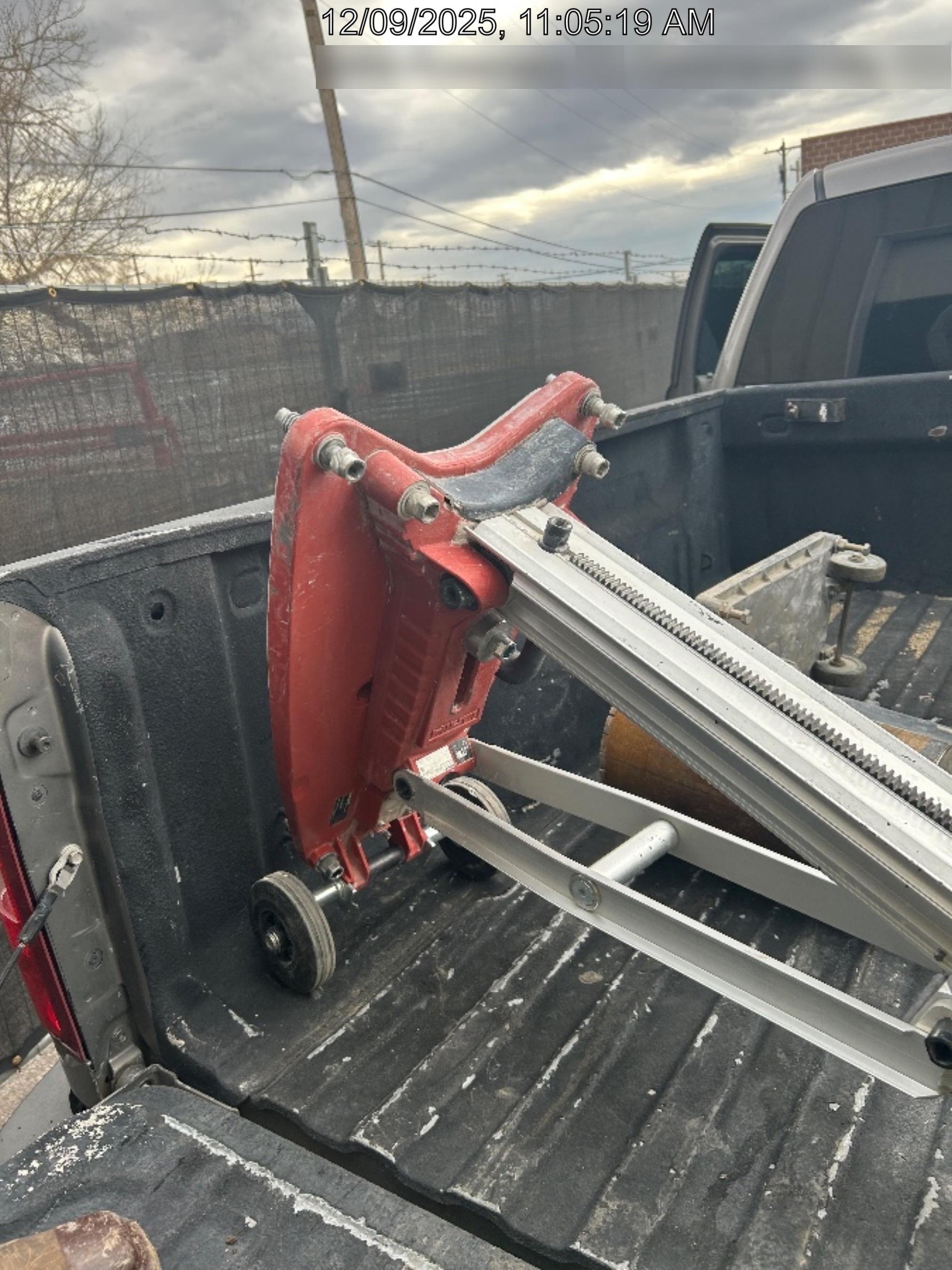 2025 HILTI DD 250