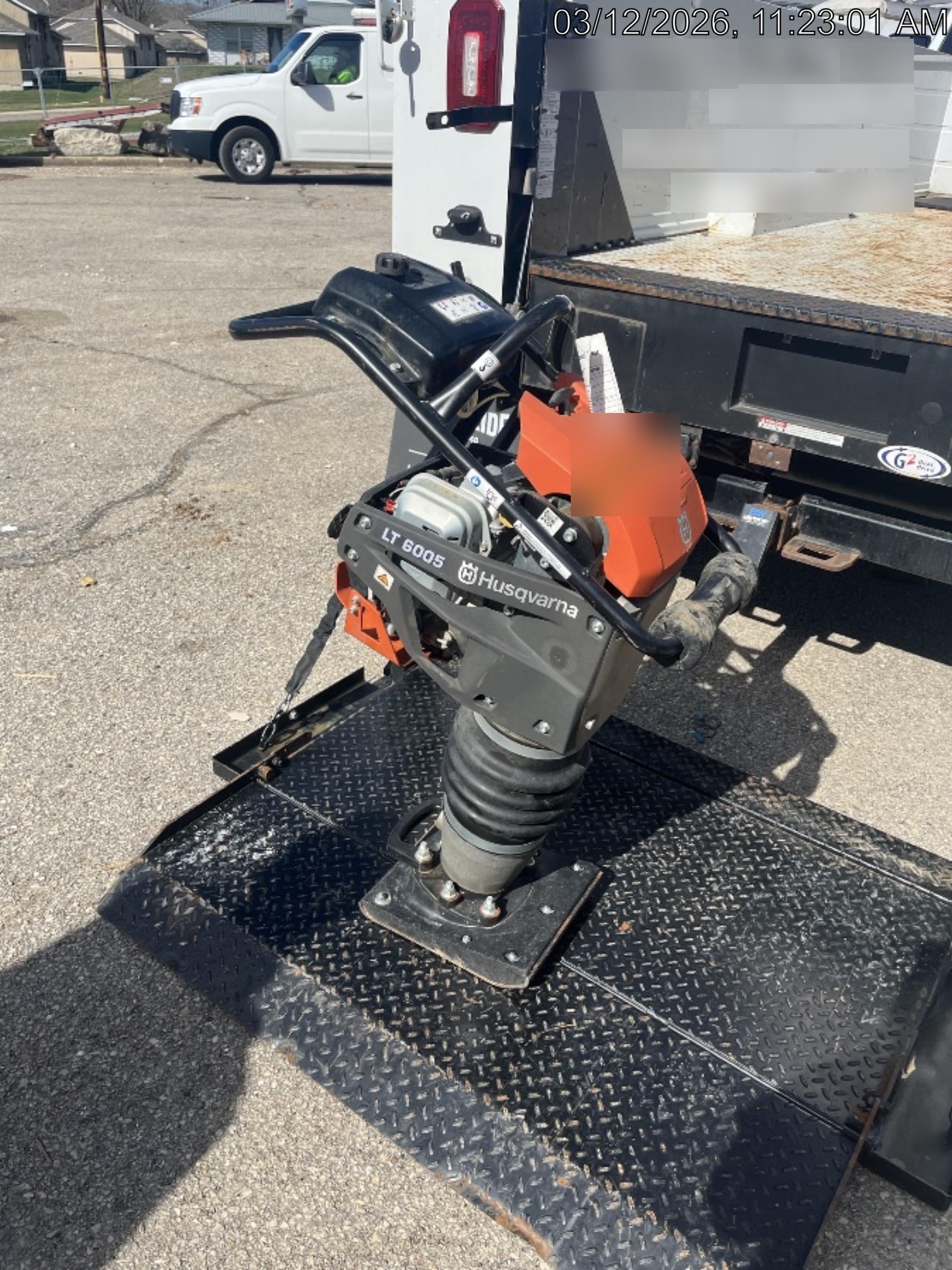 2025 HUSQVARNA LT6005