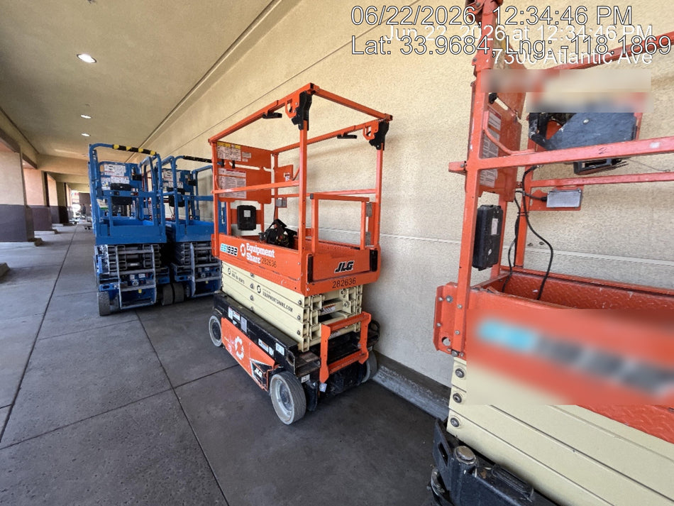 2022 JLG ES1932