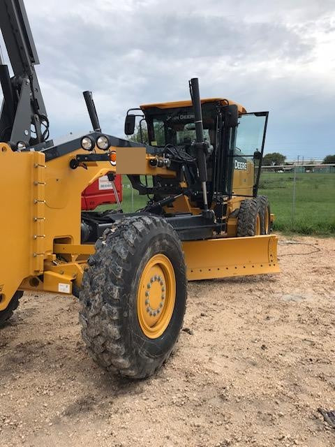 2019 JOHN DEERE 672G