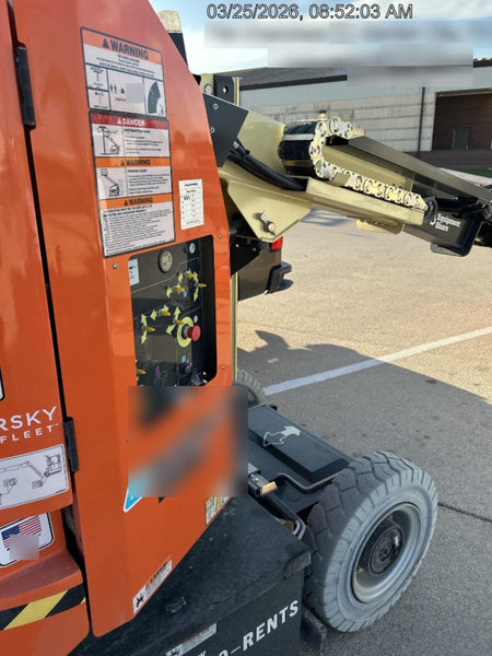 2024 JLG E300AJP