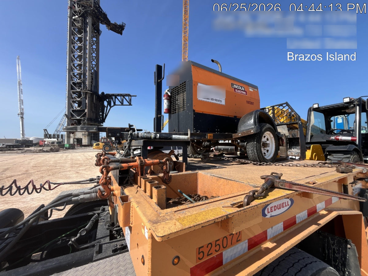 2021 Lincoln Electric Vantage 322 Vantage 322 Ready Pak 3 w/ Decals, ORANGE (includes trailer, cable rack, fender light kit) NO Telematics