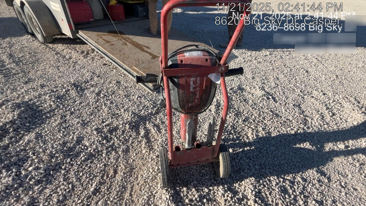 2021 HILTI TE 3000-AVR