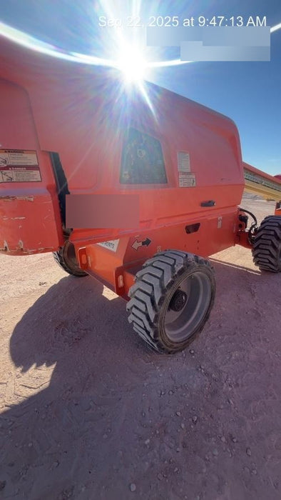 2018 JLG 660SJ