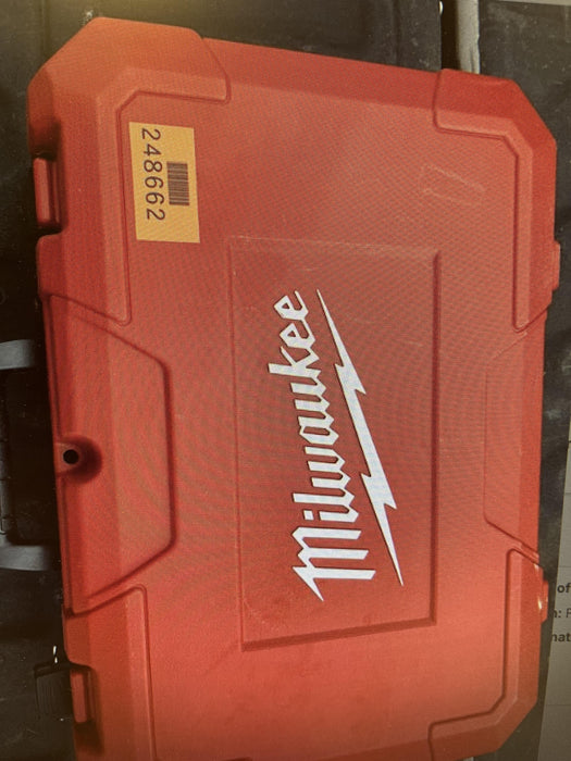 2022 MILWAUKEE 2877-22