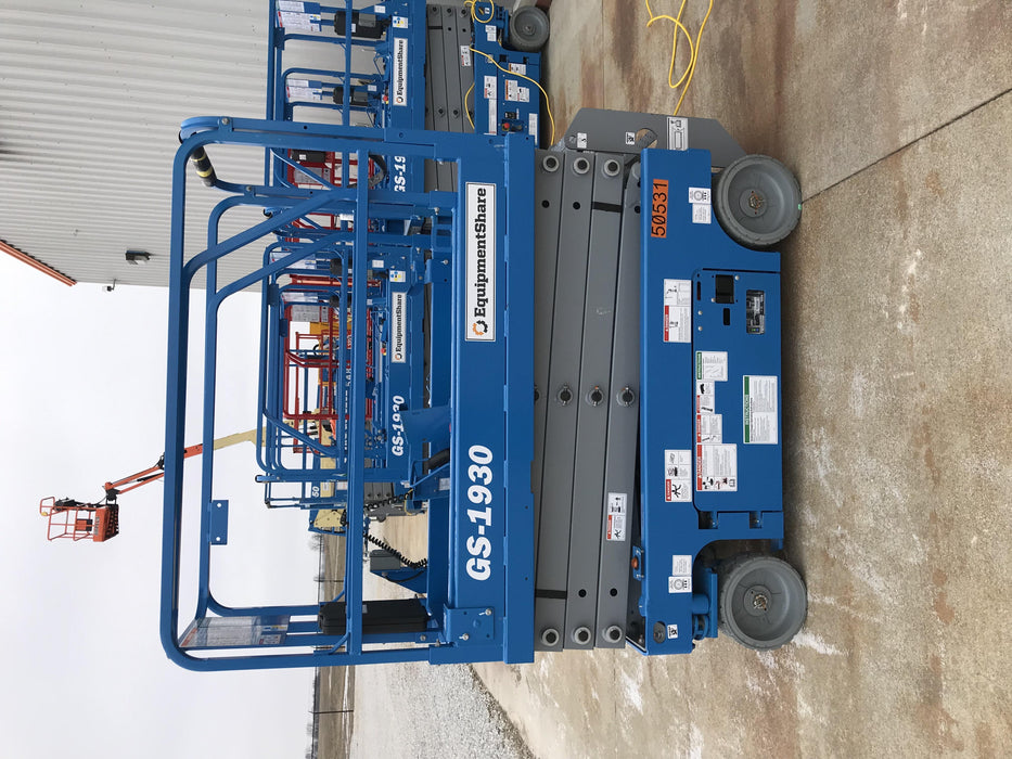 2019 Genie GS-1930 Fixed Rails with Chain Entry