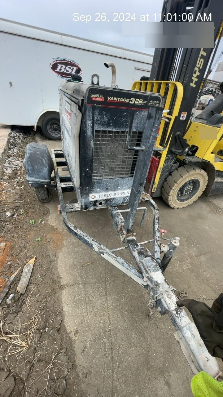 2019 Lincoln Electric Vantage 322 Welder Ready-Pak 3, Two wheel trailer, Fender and Light kit, Cable Rack