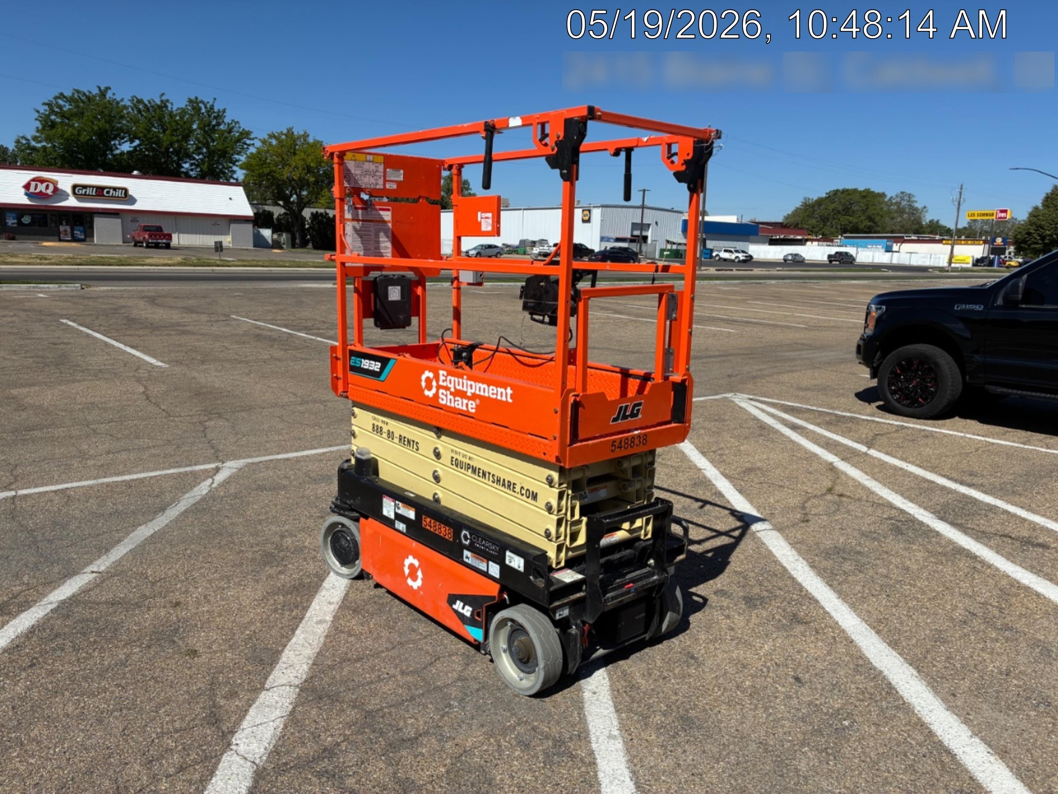 2025 JLG ES1932