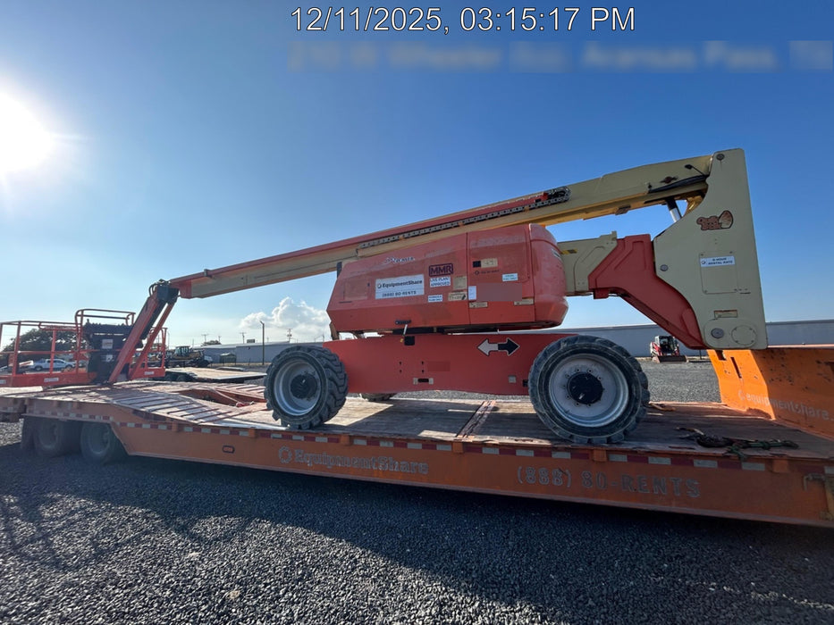 2019 JLG 800AJ