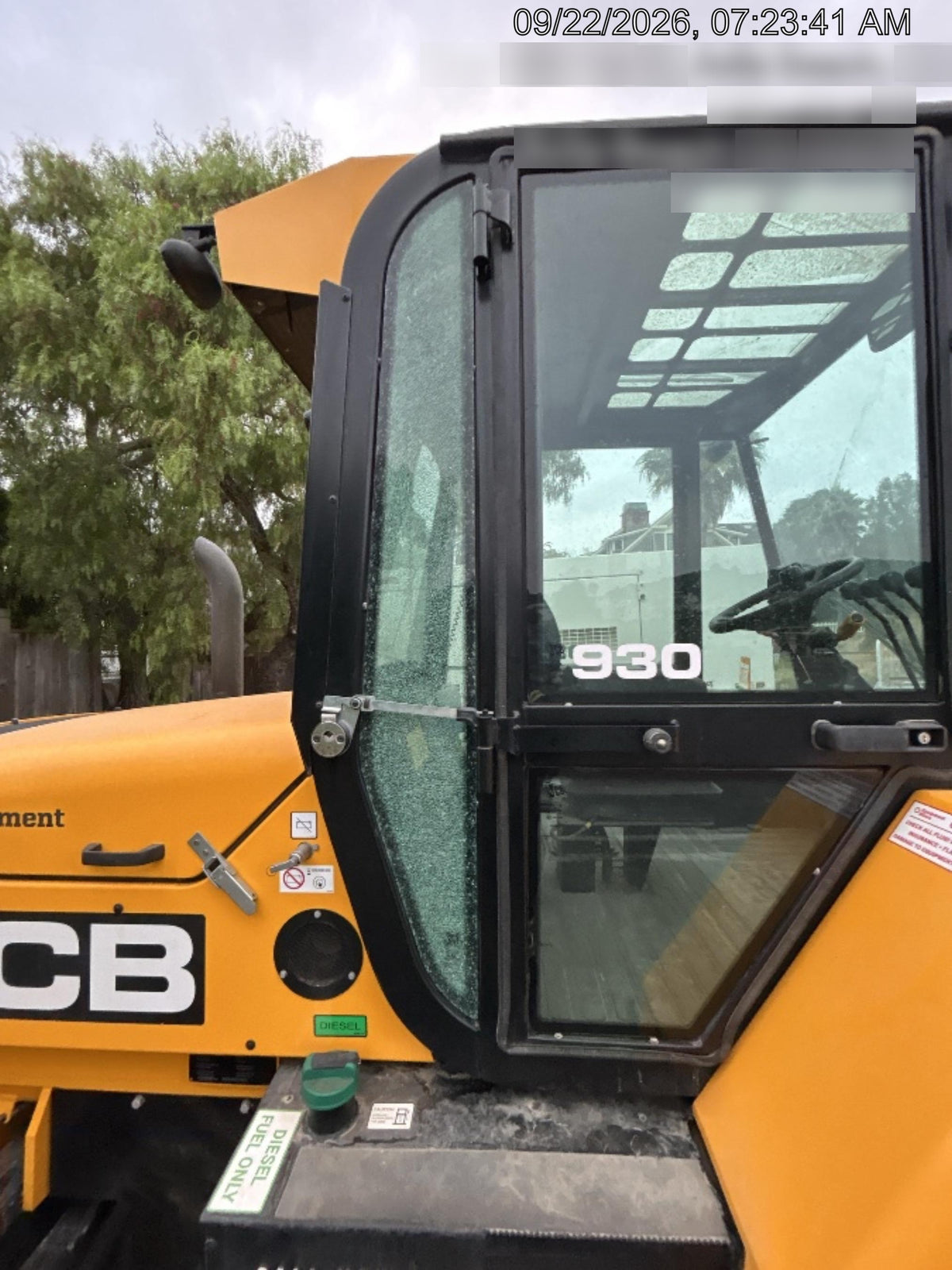 2025 JCB 930-4