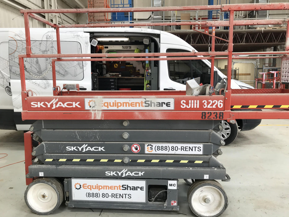 2018 Skyjack SJIII-3226 Skyjack SJIII3226 Scissor Lift w/Trojan Batteries