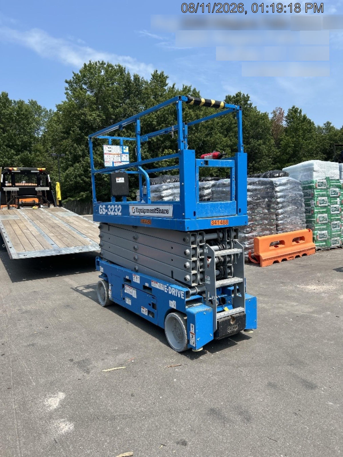 2023 GENIE GS-3232