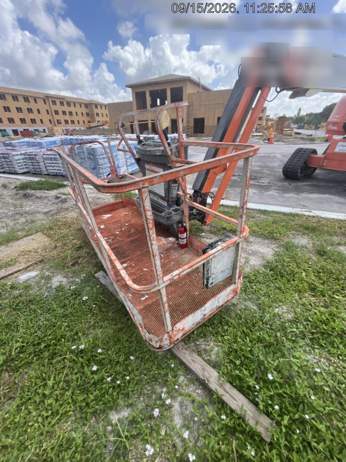 2021 JLG 660SJ Quad Track