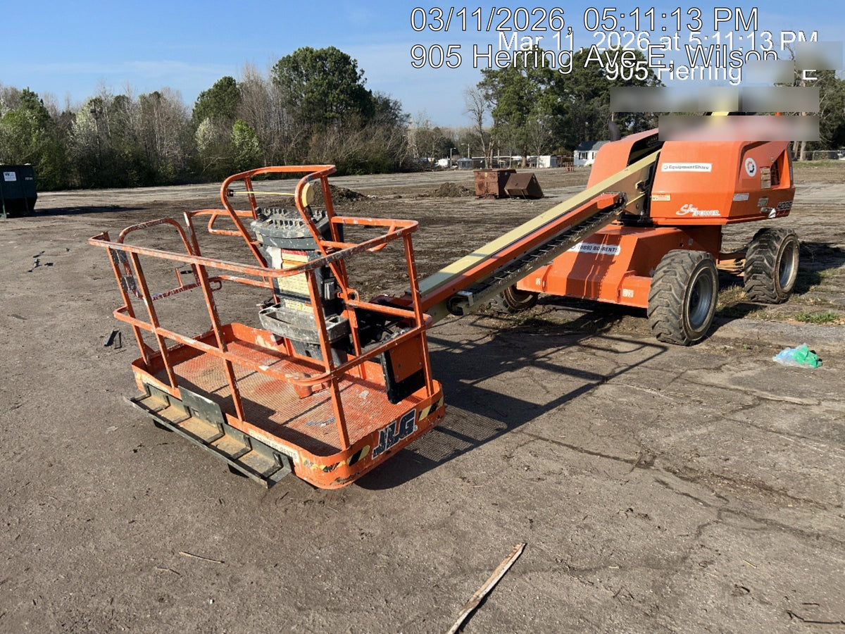 2021 JLG 400S