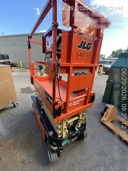 2025 JLG ES1932