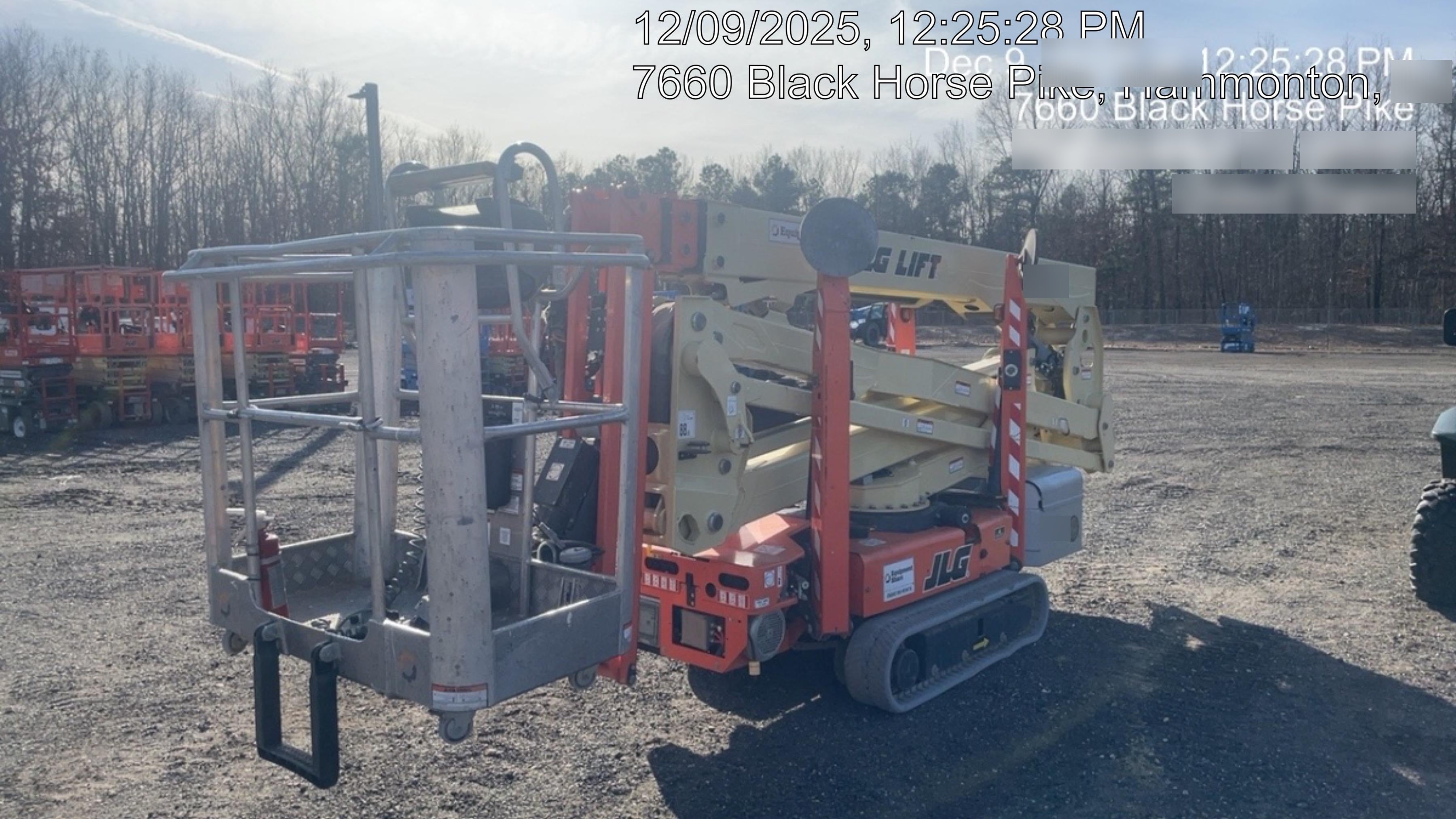 2019 JLG X600AJ