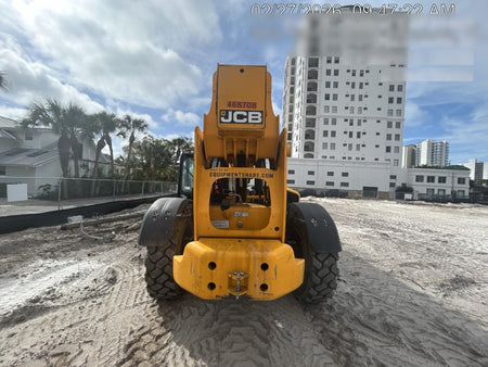 2025 JCB 512-56