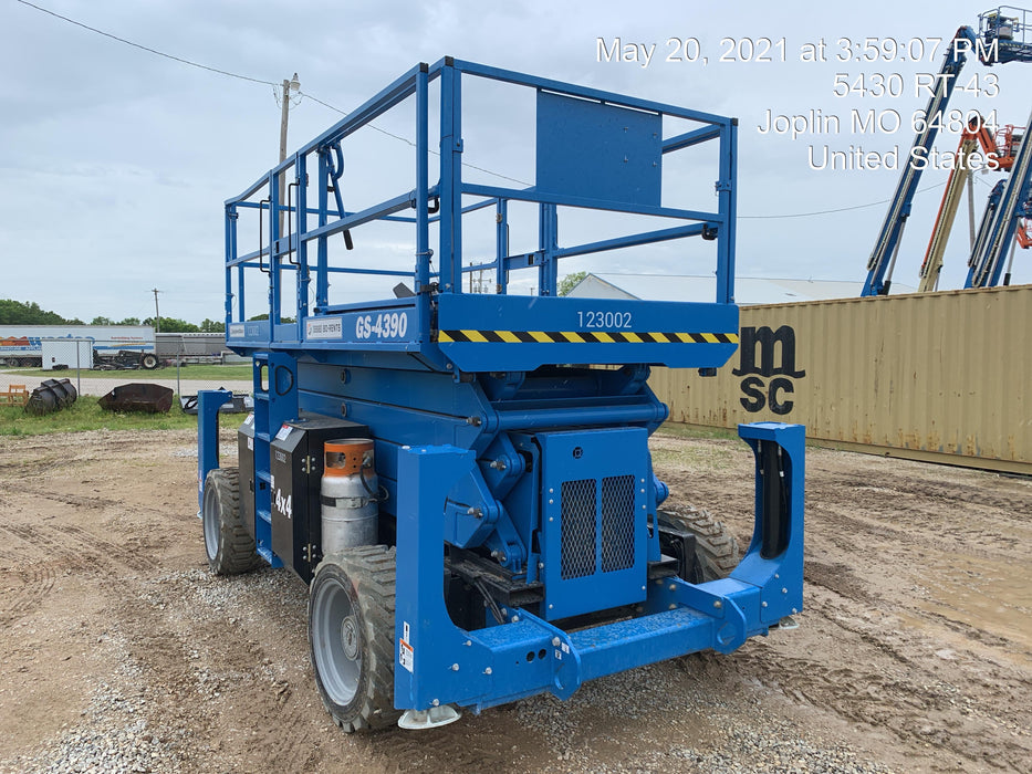 2020 GENIE GS-4390 RT