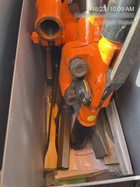 2023 MICHIGAN PNEUMATIC ES-TPB60-118-TRACKER