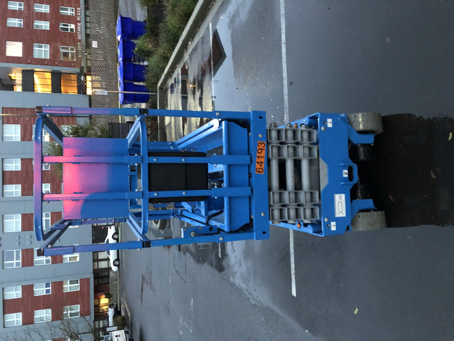 2020 Genie GS-1930 Solid Non Marking Tires, Beacon, Folding rails with half height swing gate, 800W Inverter