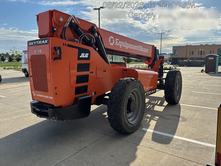 2023 SKYTRAK 8042