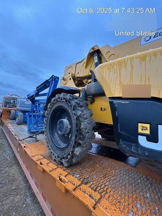 2019 JCB 510-56 Canopy, 74 HP, Solid Tires, STD Worklight, Beacon, Aux Hydraulics, Lifting Eye, Back up Alarm w/66" Carriage/60" Forks